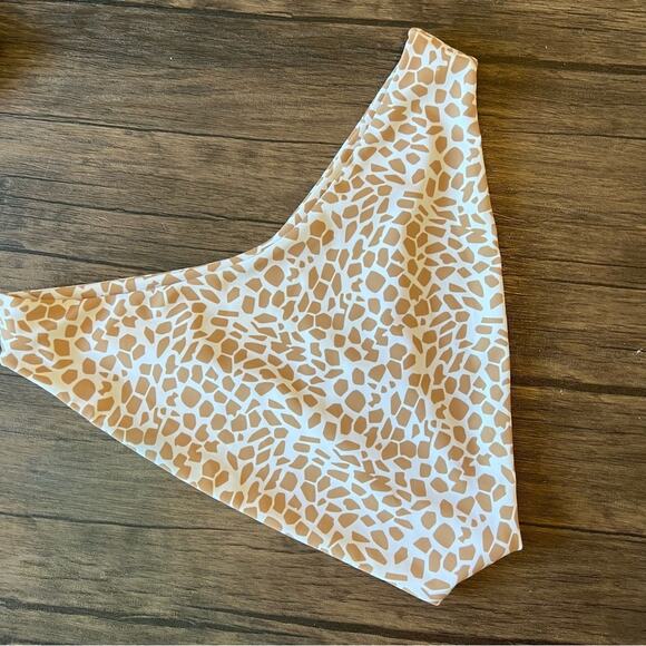 SHEIN Cheetah Print Tan Bikini - Picture 6 of 7